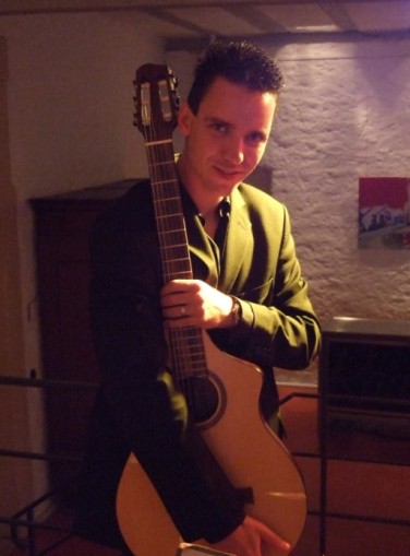 Ketschauer Hof, Helmut Scholz, Gitarre Ketschauer Hof, Helmut Scholz, Gitarre